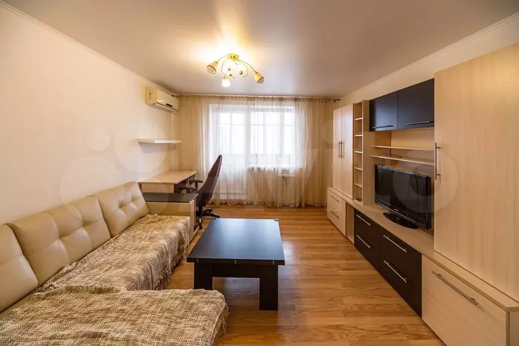 2-к. квартира, 60 м, 7/9 эт. - Фото 0