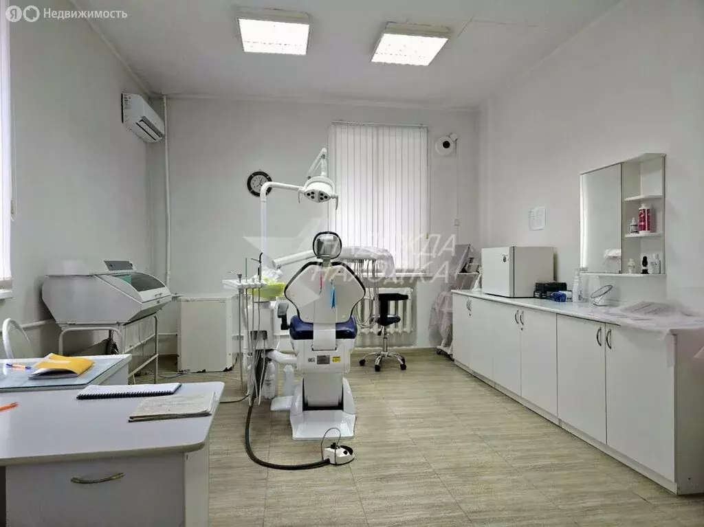 Помещение свободного назначения (195.5 м) - Фото 0