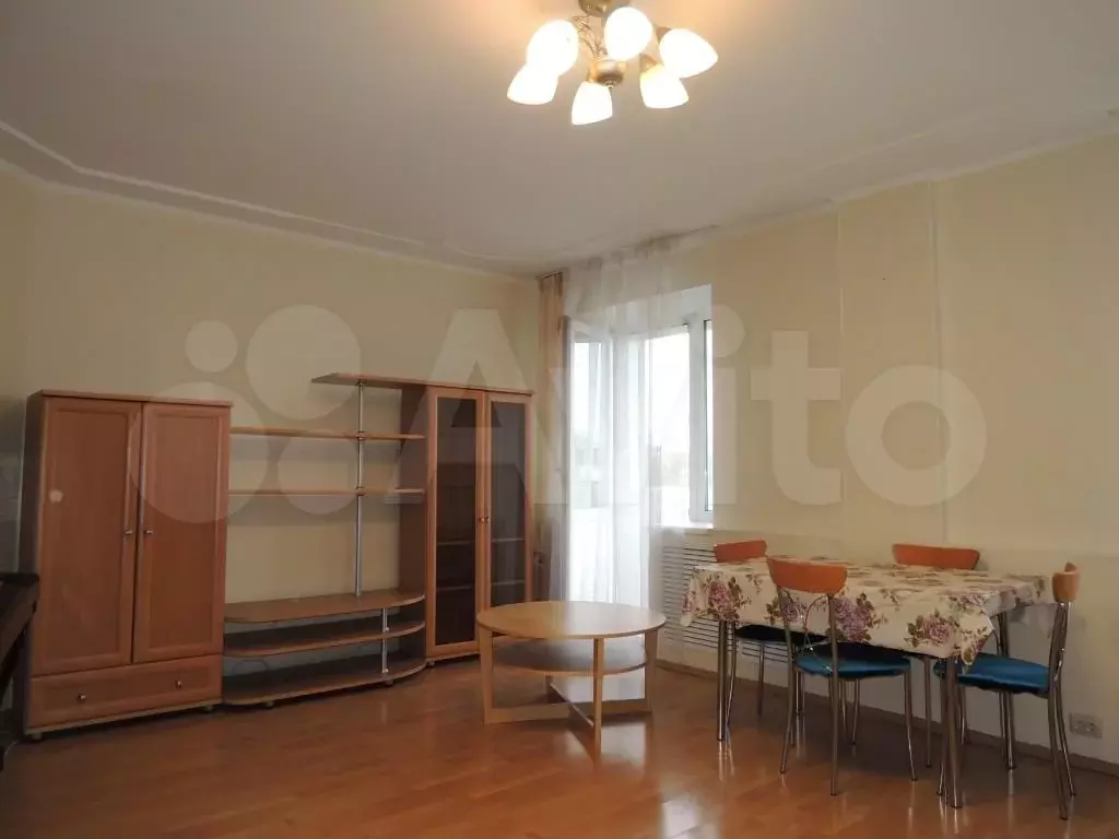 3-к. квартира, 84 м, 4/10 эт. - Фото 0