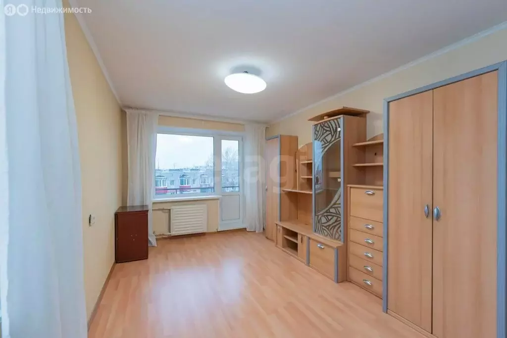 3-комнатная квартира: Пермь, улица Композитора Глинки, 11 (57.6 м) - Фото 1