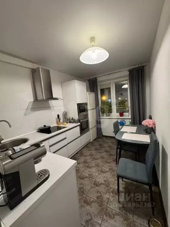 2-к кв. Тюменская область, Тюмень ул. Стартовая, 5 (51.0 м) - Фото 1