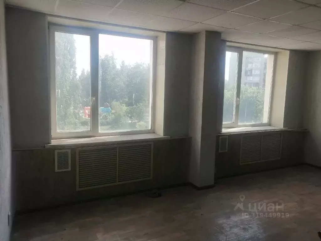 Помещение свободного назначения в Белгородская область, Старый Оскол ... - Фото 0