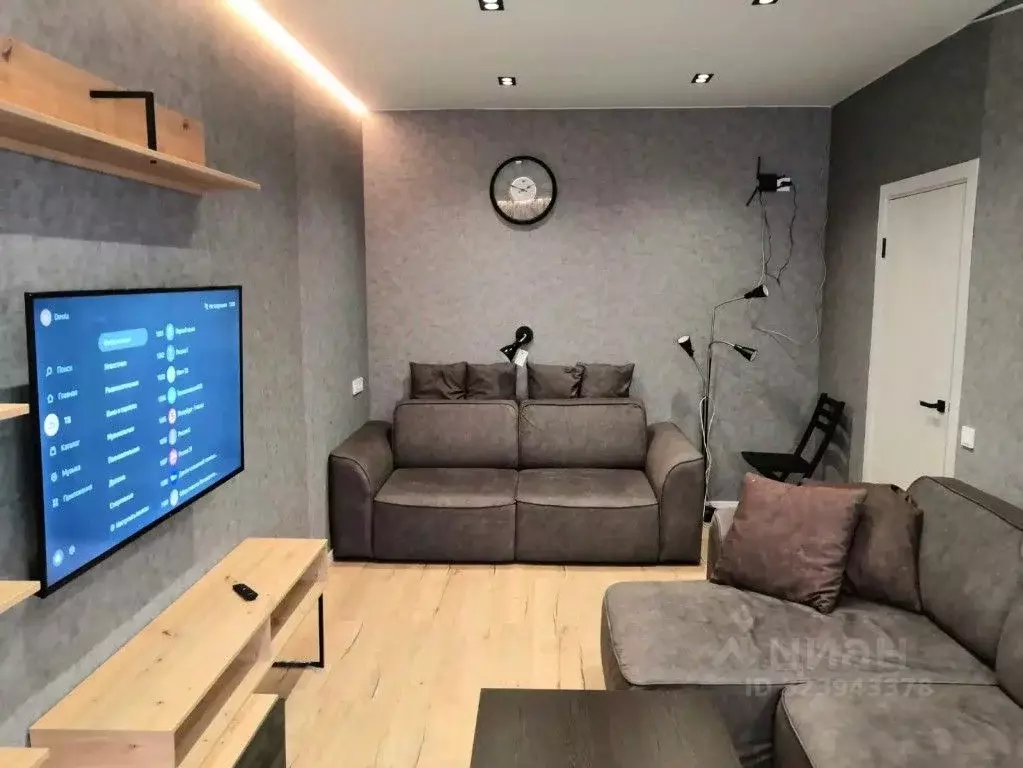 3-к кв. Мурманская область, Кировск Олимпийская ул., 57 (65.0 м) - Фото 1