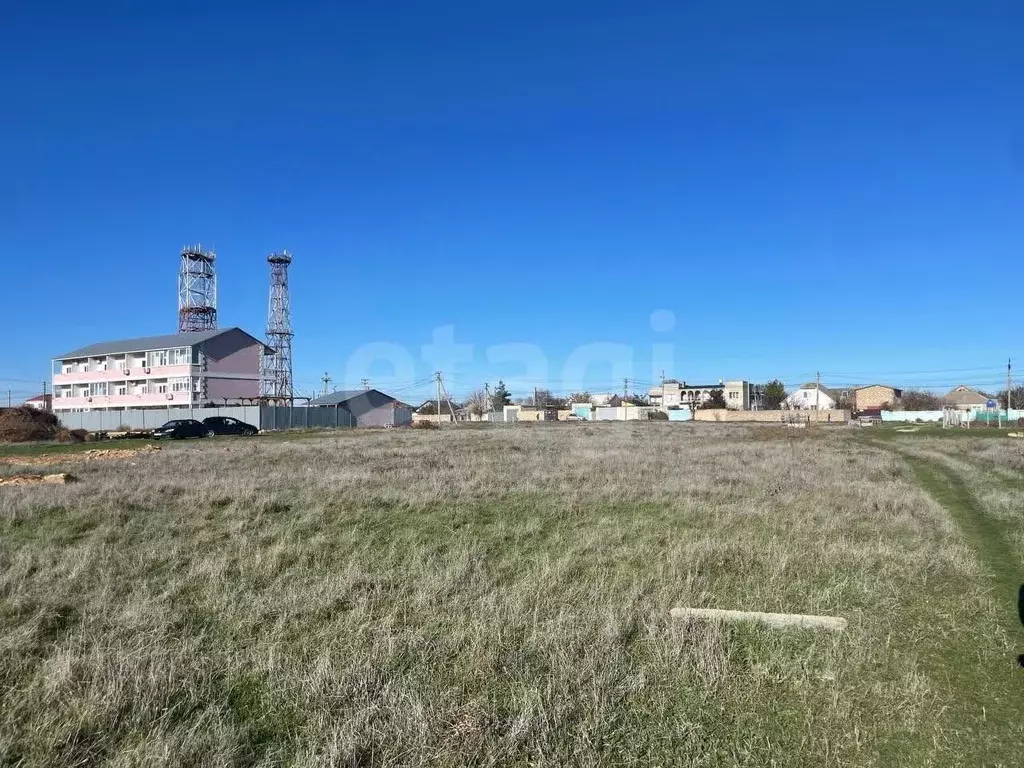 Участок в Крым, Сакский район, Молочненское с/пос, Южный дм  (10.0 ... - Фото 1