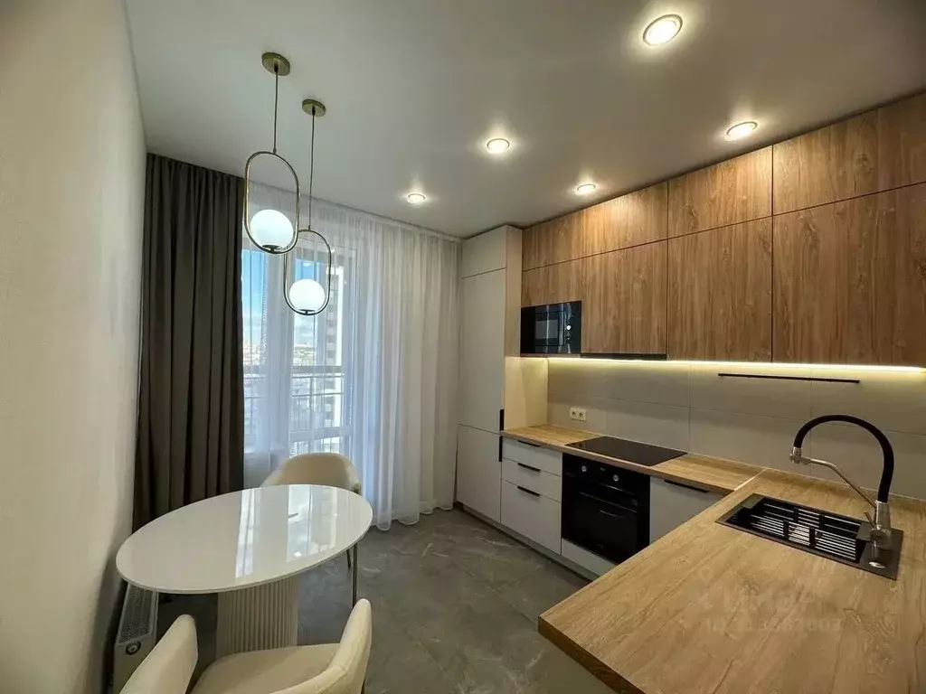 1-к кв. Татарстан, Казань ул. Мансура Хасанова, 13 (46.0 м) - Фото 0