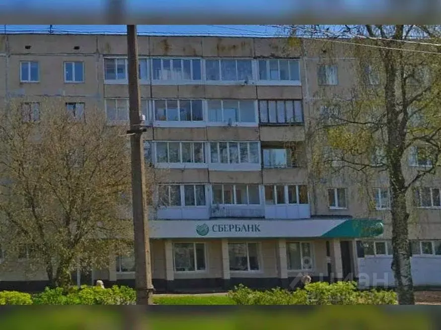 Офис в Ленинградская область, Тихвин 3-й мкр, 4 (79 м) - Фото 1