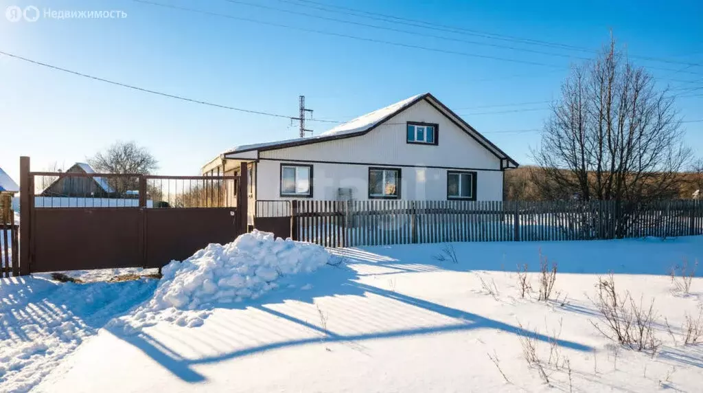 Дом в Аургазинский район, Меселинский сельсовет, деревня Старомакарово ... - Фото 1