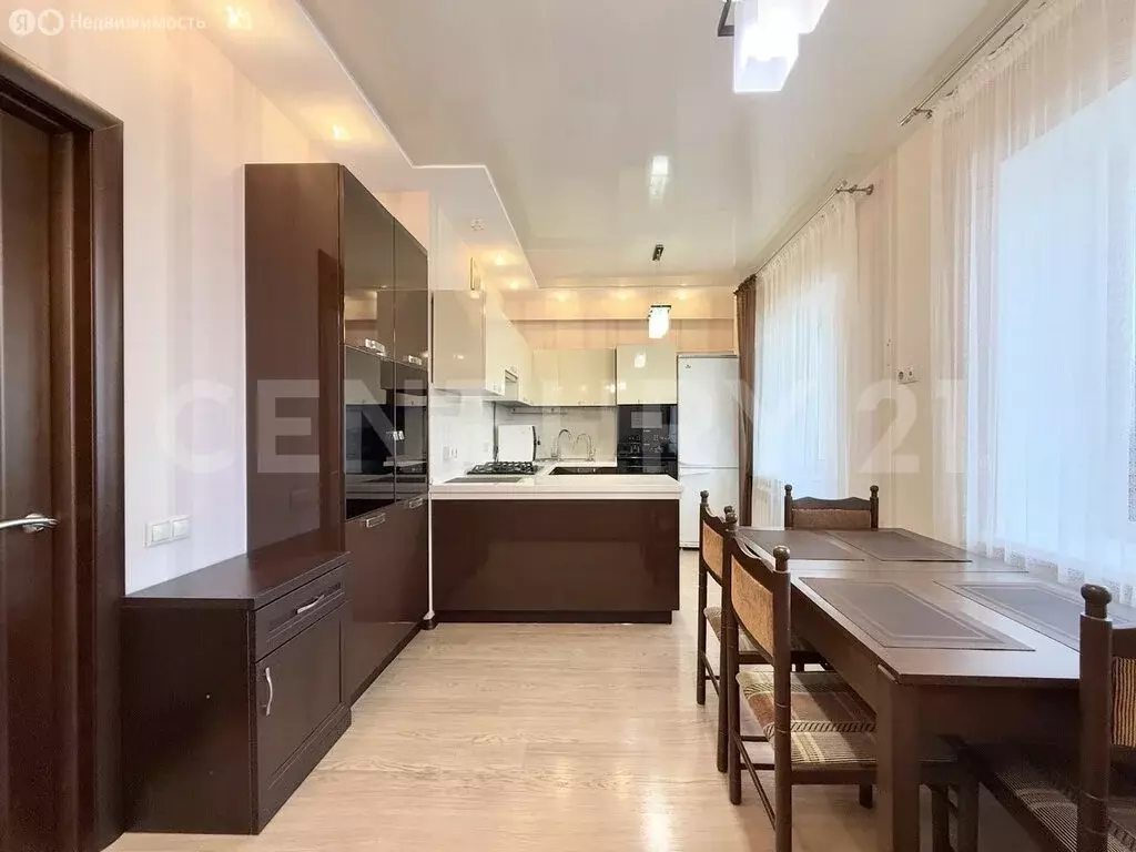 2-комнатная квартира: Чебоксары, улица Семёна Ислюкова, 16 (84.8 м) - Фото 1