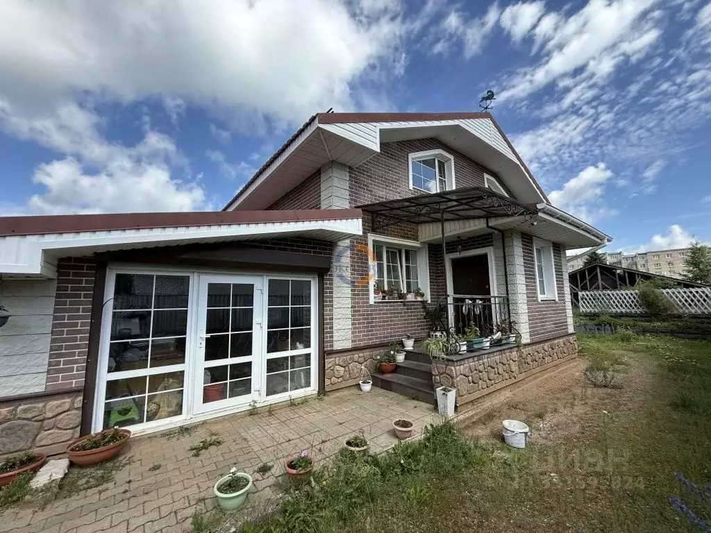 Дом в Новгородская область, Валдай ул. Пушкина, 30 (189 м) - Фото 1