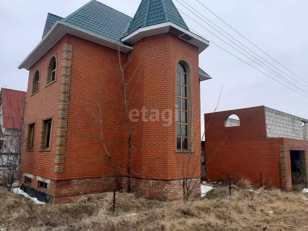 Дом в Белгородская область, Валуйки Восточная ул. (201 м) - Фото 0