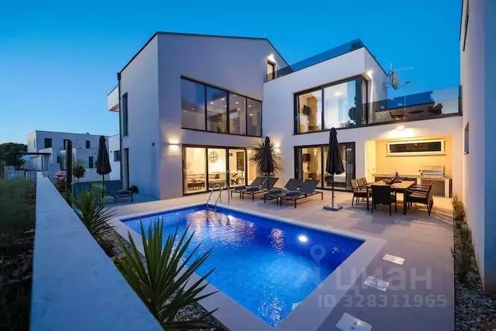 Коттедж в Краснодарский край, Сочи Красная Поляна пгт, ул. Защитников ... - Фото 1