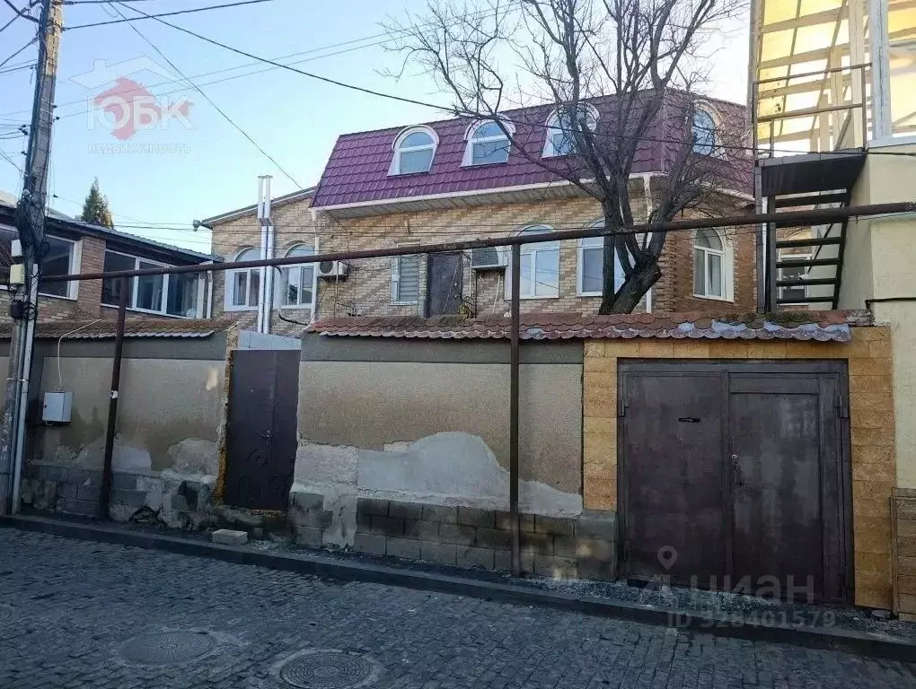 Дом в Крым, Евпатория ул. Просмушкиных, 32Б (270 м) - Фото 1