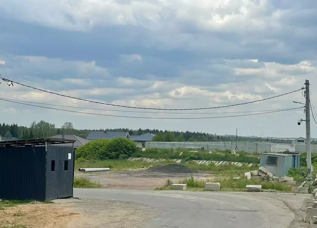 Участок в Московская область, Дмитровский муниципальный округ, д. ... - Фото 1