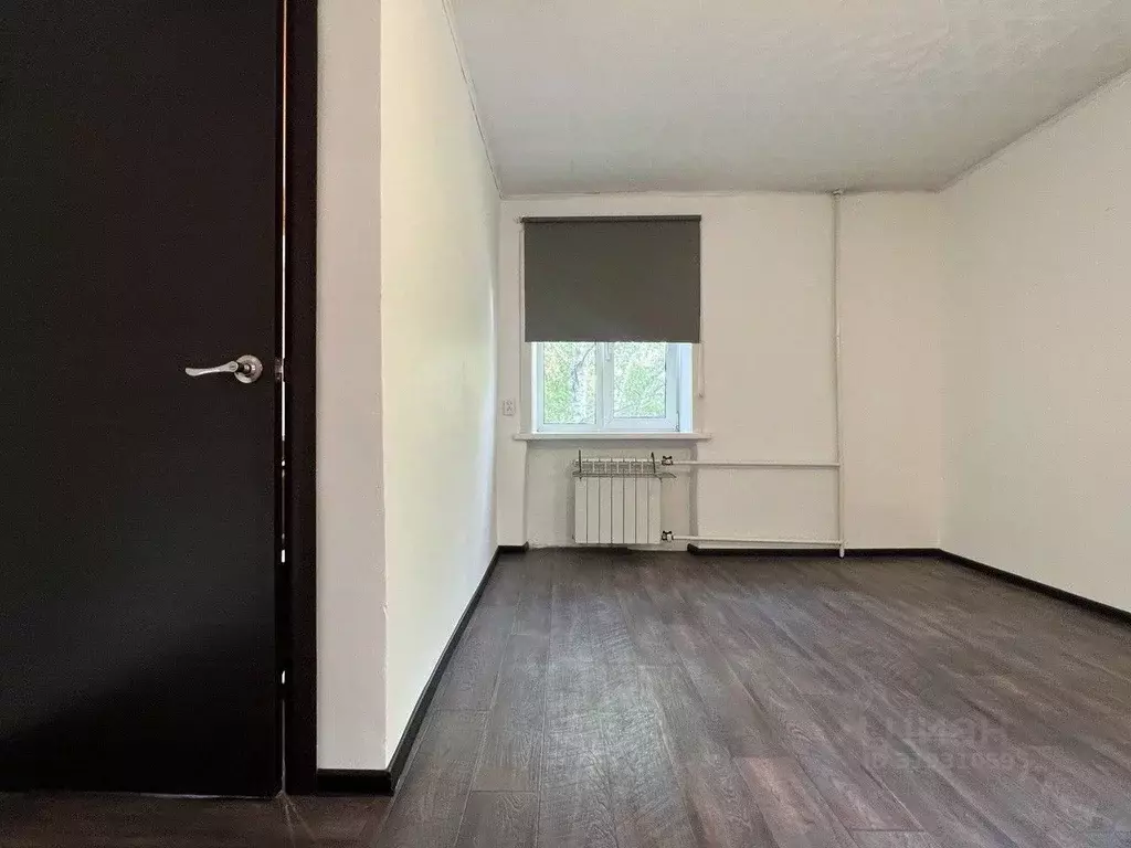 1-к кв. Иркутская область, Иркутск ул. Баррикад, 54Е (30.9 м) - Фото 0