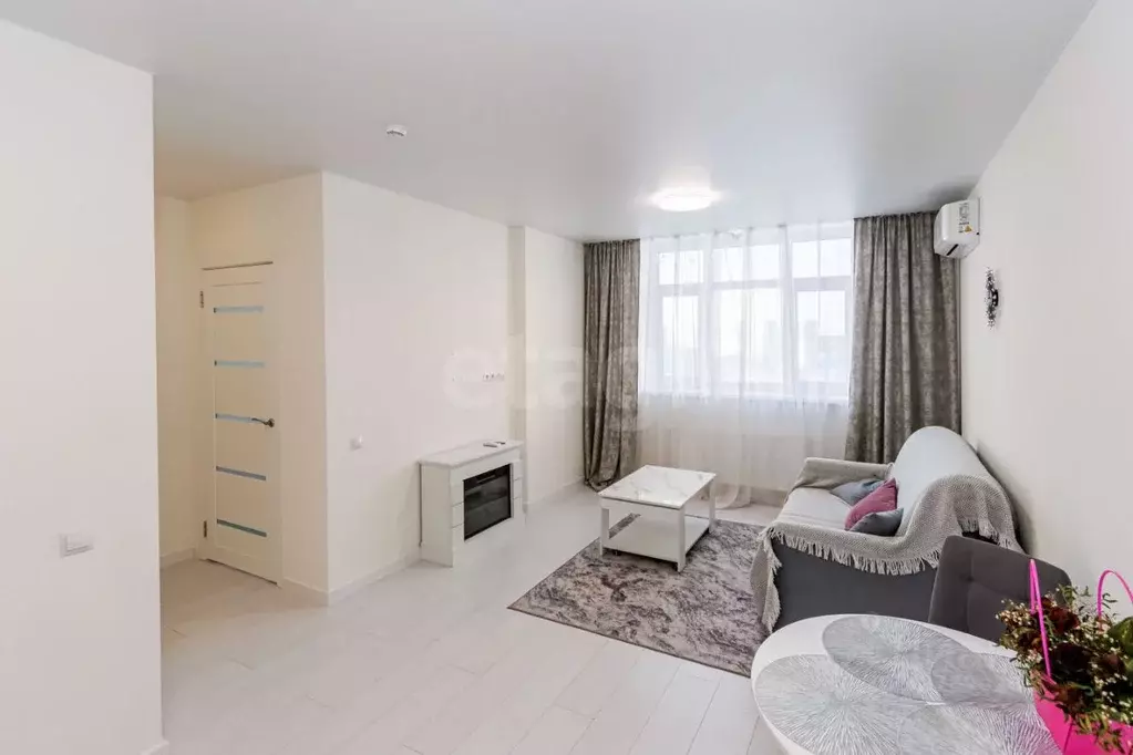 1-к кв. Тюменская область, Тюмень ул. Первооткрывателей, 6 (40.5 м) - Фото 1