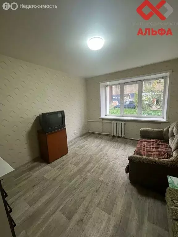 1к в 5-комнатной квартире (12.9 м) - Фото 1