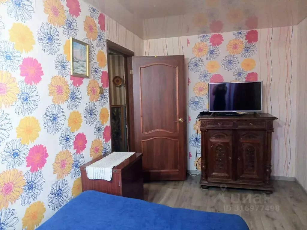 2-к кв. Псковская область, Псков ул. Кузбасской Дивизии, 30 (50.0 м) - Фото 1