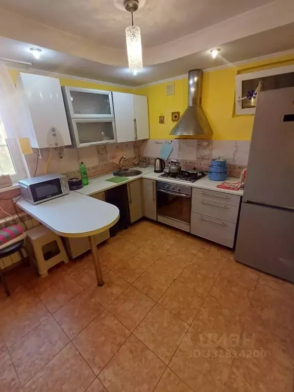 3-к кв. Краснодарский край, Сочи Донская мкр, ул. Чехова, 58 (60.0 м) - Фото 1