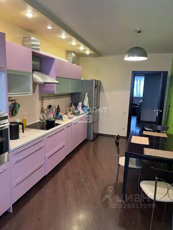 3-к кв. Алтайский край, Барнаул ул. Антона Петрова, 247Б (92.3 м) - Фото 1