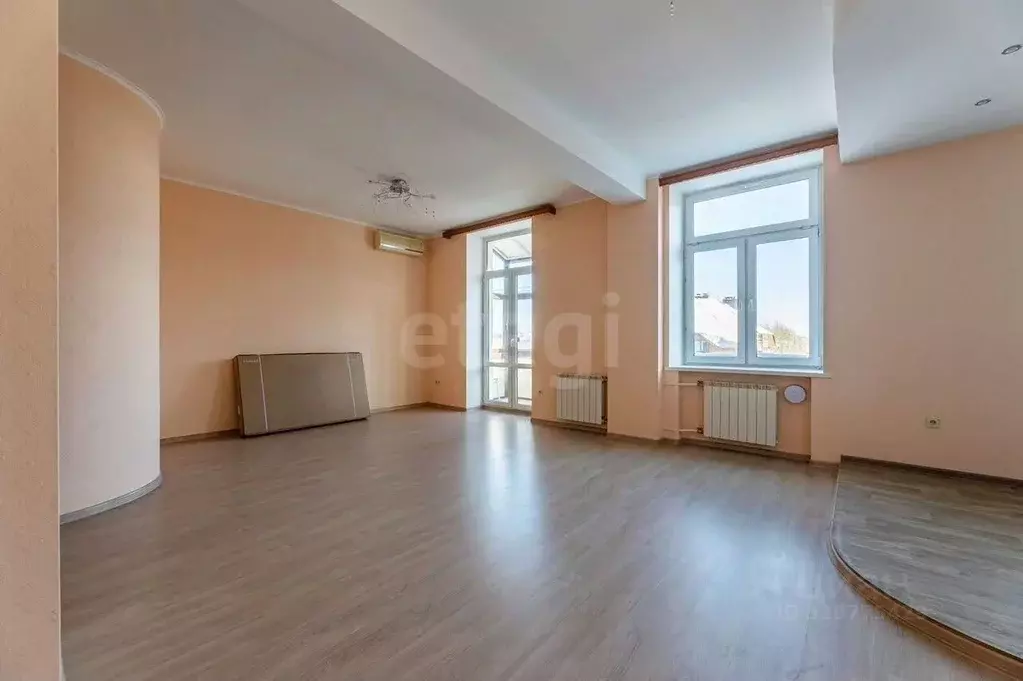 3-к кв. Татарстан, Казань ул. Восстания, 56 (107.5 м) - Фото 1