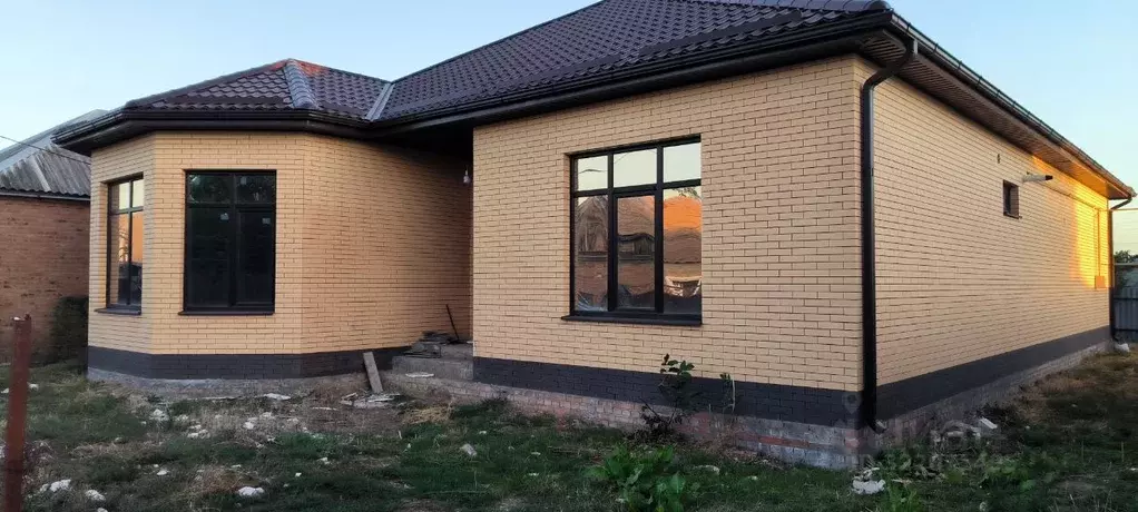 Дом в Ростовская область, Сальск ул. Харченко, 115 (154 м) - Фото 1