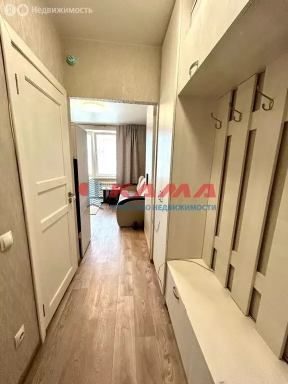 Квартира-студия: Набережные Челны, проспект Раиса Беляева, 42Б (19 м) - Фото 1