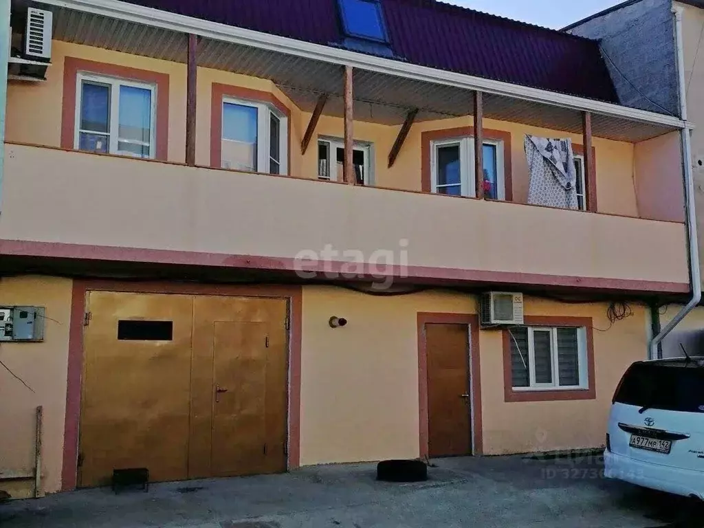 Гараж в Краснодарский край, Анапа ул. Ивана Голубца, 155 (63 м) - Фото 1