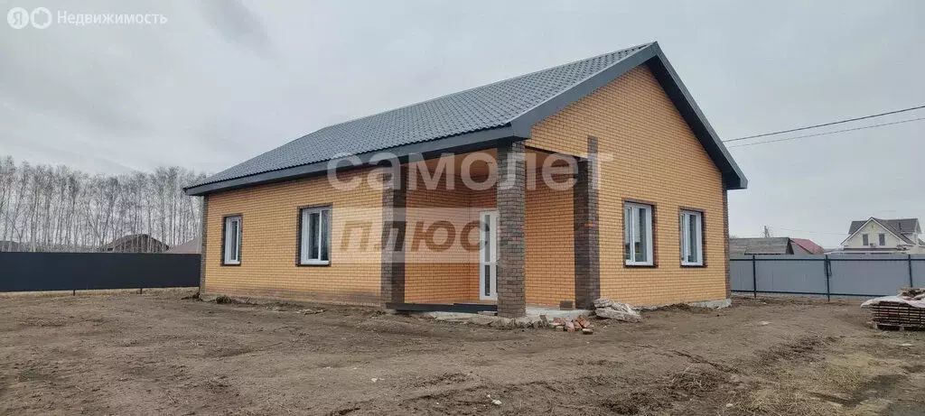 Дом в село Усть-Заостровка, 7-я Удачная улица (88 м) - Фото 1