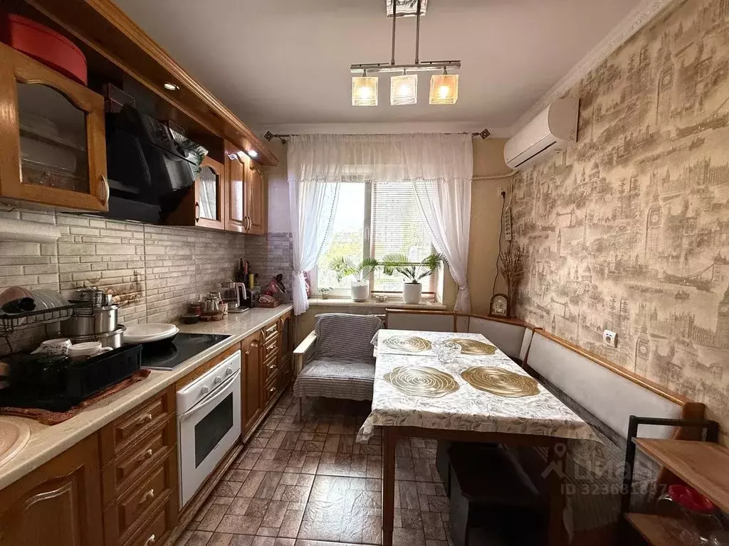 3-к кв. Краснодарский край, Новороссийск Волгоградская ул., 4 (62.5 м) - Фото 1