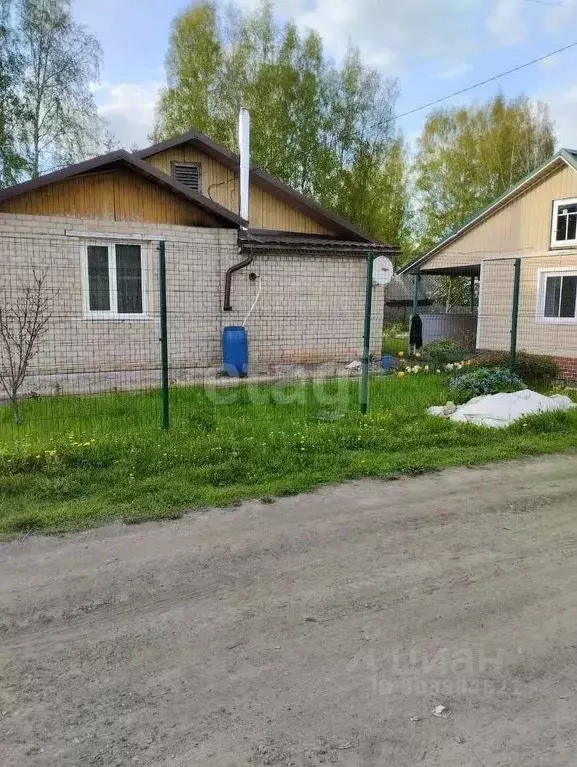 Дом в Новгородская область, Солецкий муниципальный округ, д. Дуброво  ... - Фото 0