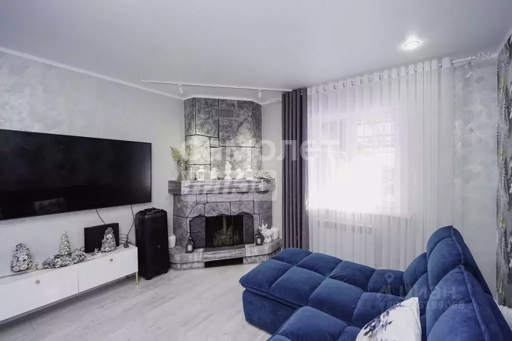 Коттедж в Омская область, Омск ул. Пихтовая, 11 (143 м) - Фото 1