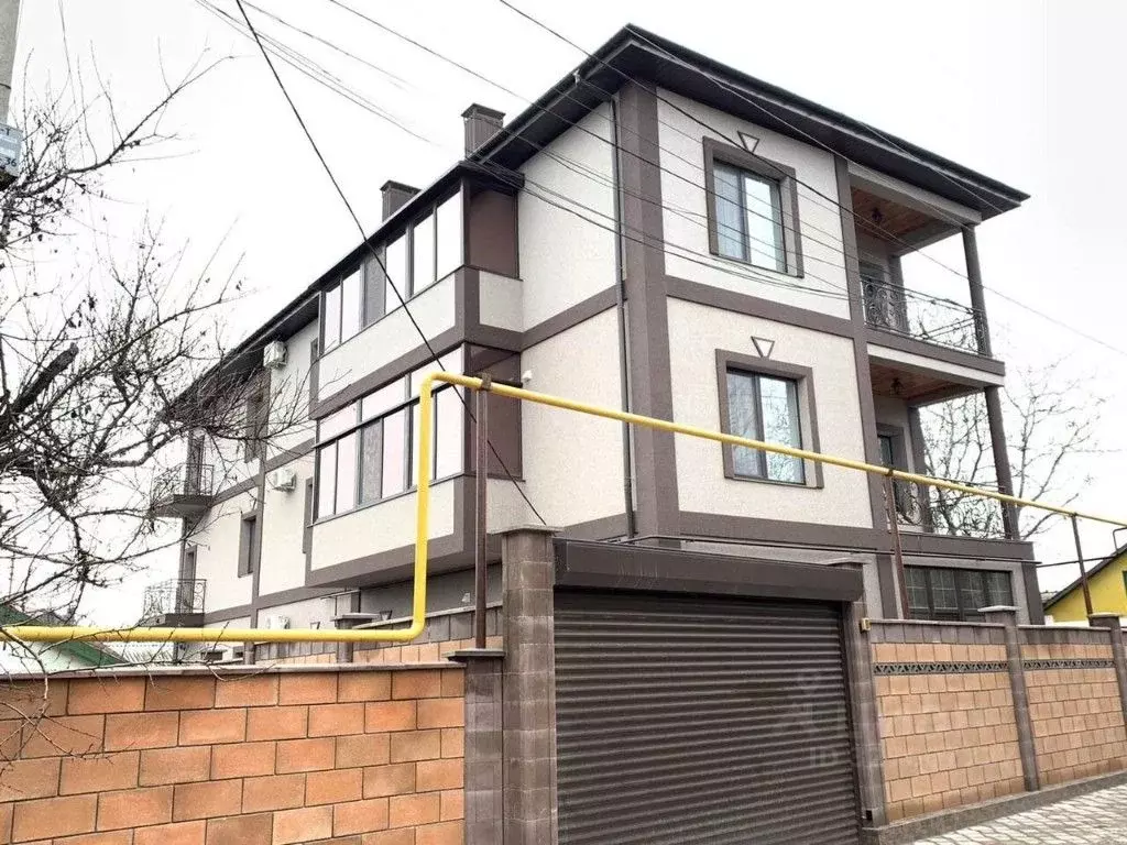 2-к кв. Крым, Симферополь просп. Победы, 107Е (56.0 м) - Фото 1