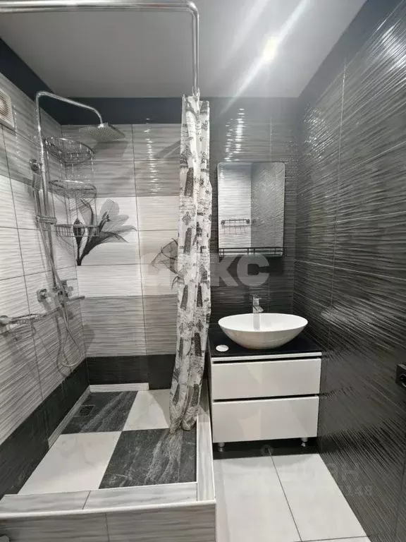 3-к кв. Краснодарский край, Кореновск ул. Щорса, 67А (60.0 м) - Фото 1