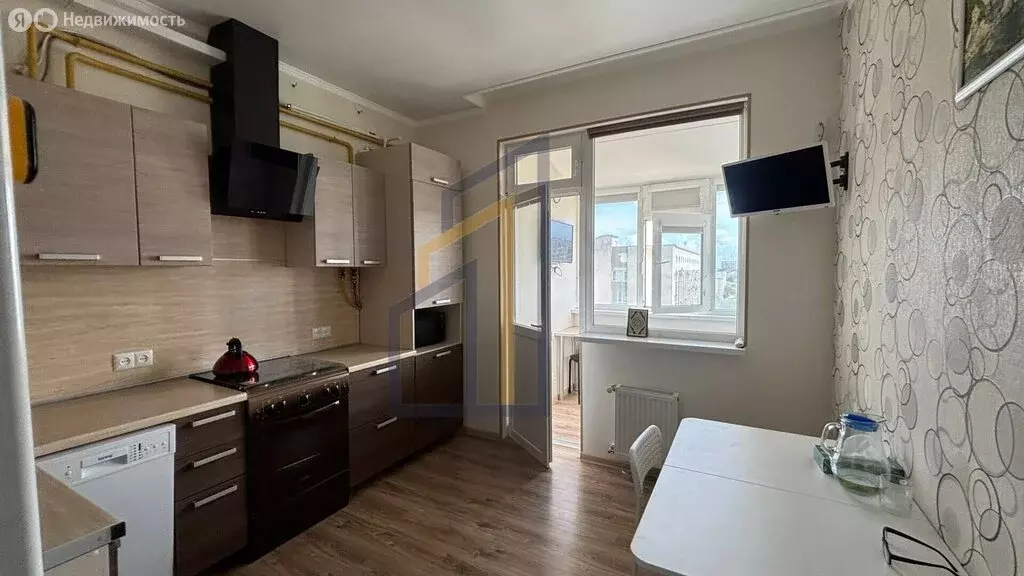1-комнатная квартира: Евпатория, проспект Победы, 89 (40 м) - Фото 2