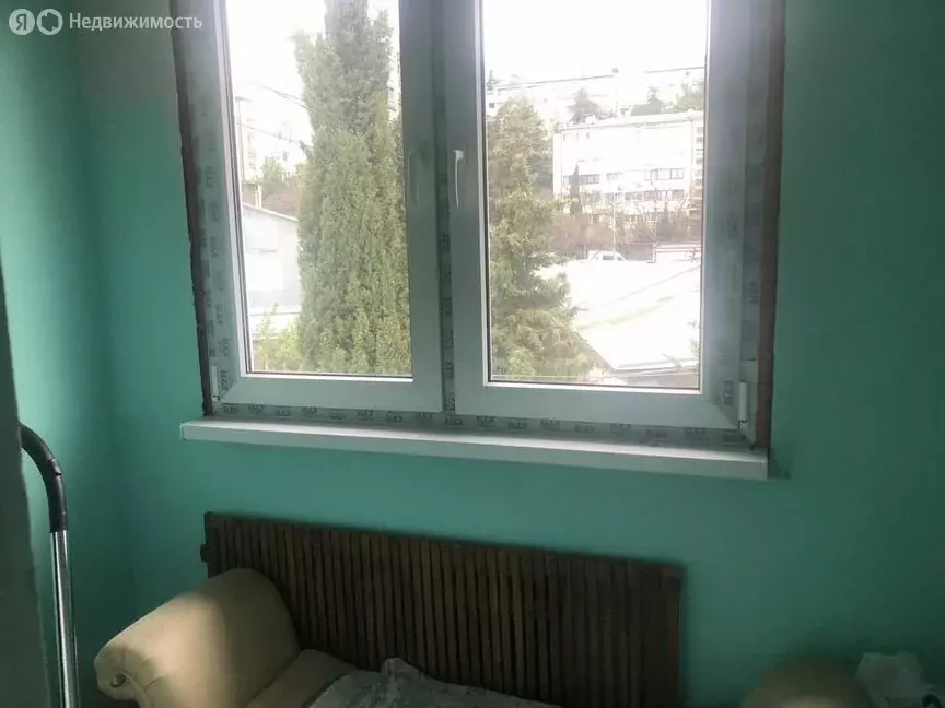 2-комнатная квартира: Ялта, улица Свердлова, 69 (42 м) - Фото 2
