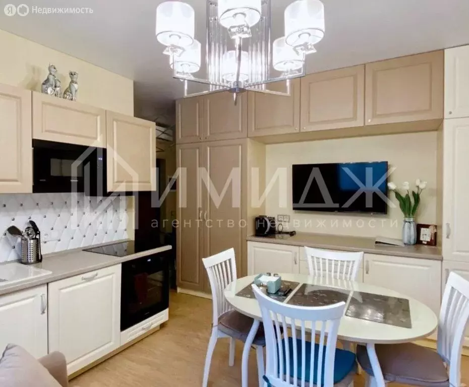 3-комнатная квартира: Сочи, улица Ленина, 219А/1к2 (42.5 м) - Фото 0