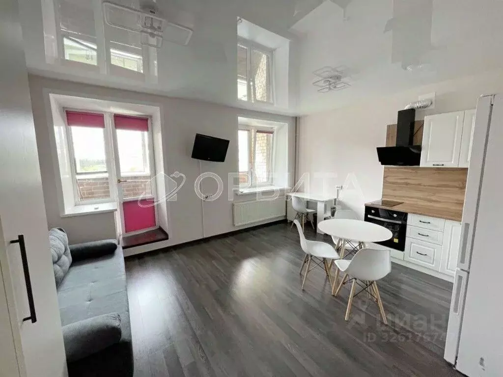 Студия Тюменская область, Тюмень ул. Беляева, 33к2 (28.3 м) - Фото 2