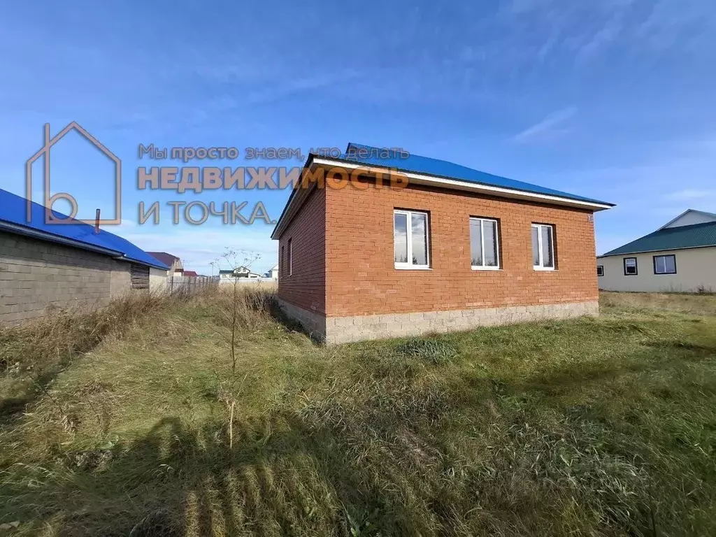 Дом в Башкортостан, Илишевский район, Юнновский сельсовет, с. ... - Фото 1