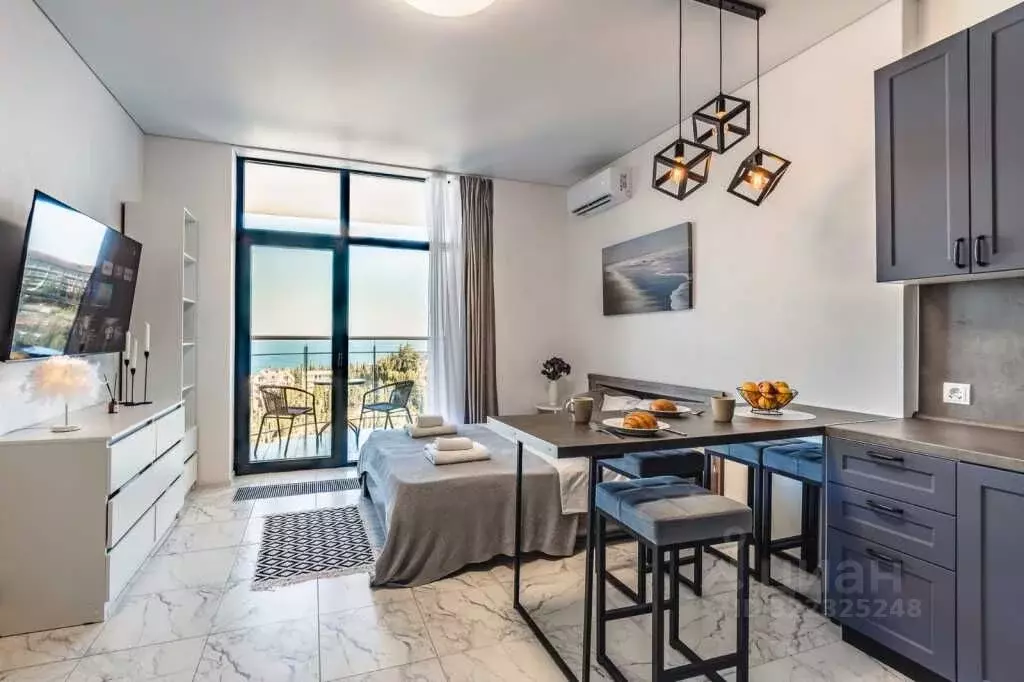 1-к кв. Крым, Алушта ул. Западная, 4к2 (35.0 м) - Фото 1