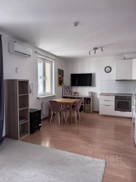 Студия Санкт-Петербург пос. Парголово, Заречная ул., 11к4 (31.0 м) - Фото 1