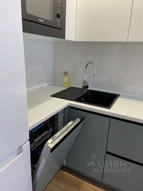 3-к кв. Москва Производственная ул., 17 (53.0 м) - Фото 2