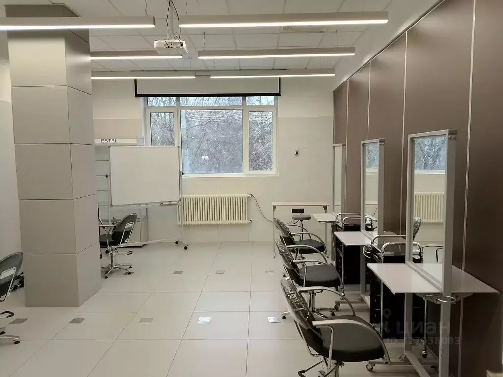 Помещение свободного назначения в Москва Ясеневая ул., 31к1 (340 м) - Фото 1