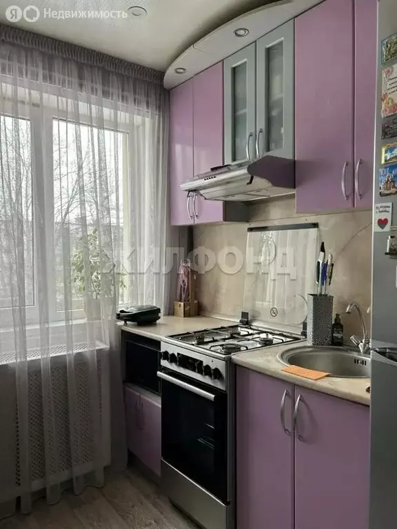 3-комнатная квартира: Белгород, улица Костюкова, 8 (61.9 м) - Фото 2