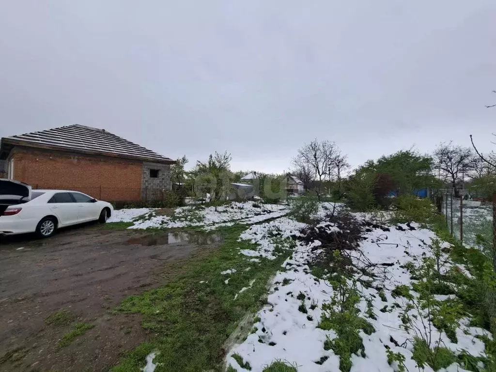 Участок в Краснодарский край, Лабинск Химик садовое товарищество, ул. ... - Фото 0