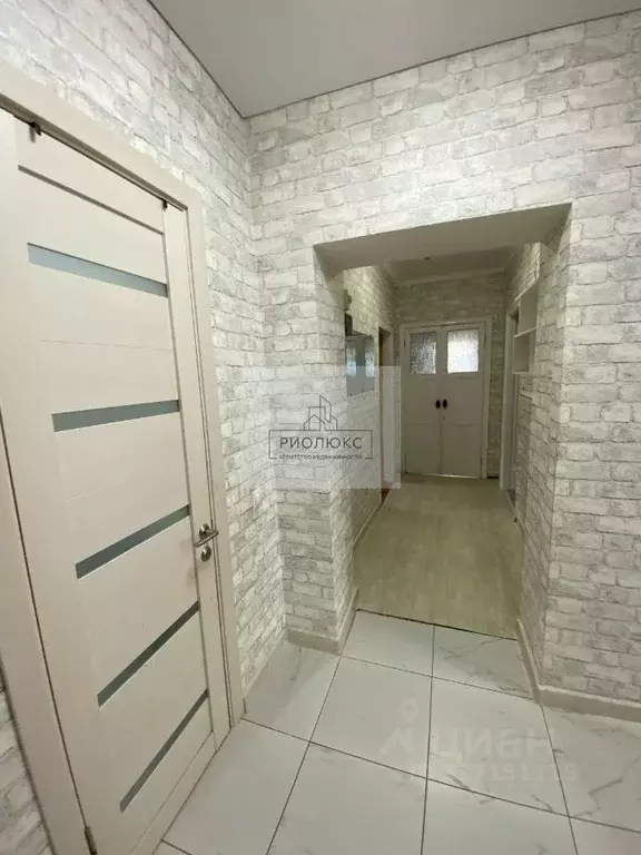 Дом в Челябинская область, Магнитогорск ул. Заславского (50 м) - Фото 1
