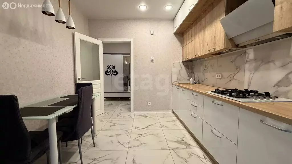 2-комнатная квартира: Зеленоградск, улица Автомобилистов, 9 (61.42 м) - Фото 2