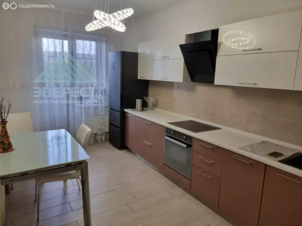 3-комнатная квартира: Абакан, улица Кирова, 118 (79.2 м) - Фото 0