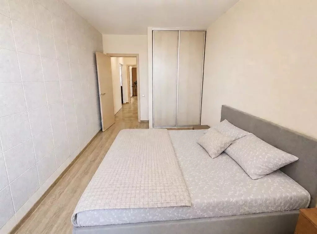 3-к кв. Волгоградская область, Волгоград Двинская ул., 11А (75.0 м) - Фото 1