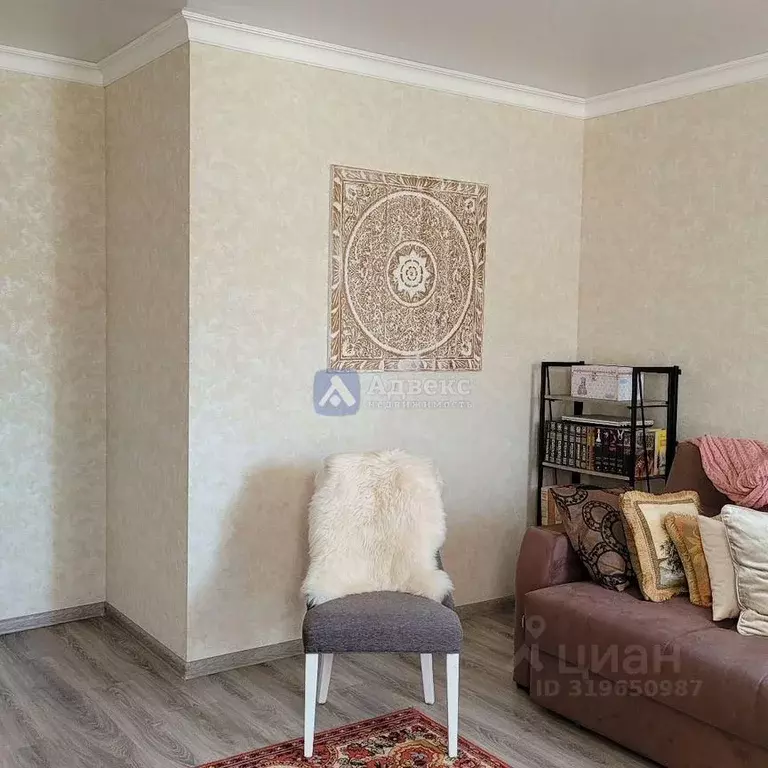 2-к кв. Тюменская область, Тюмень ул. Циолковского, 20А (73.2 м) - Фото 1