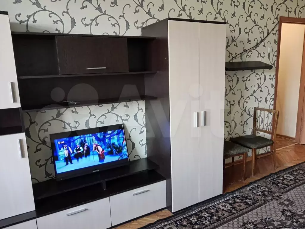 1-к. квартира, 32 м, 4/9 эт. - Фото 0